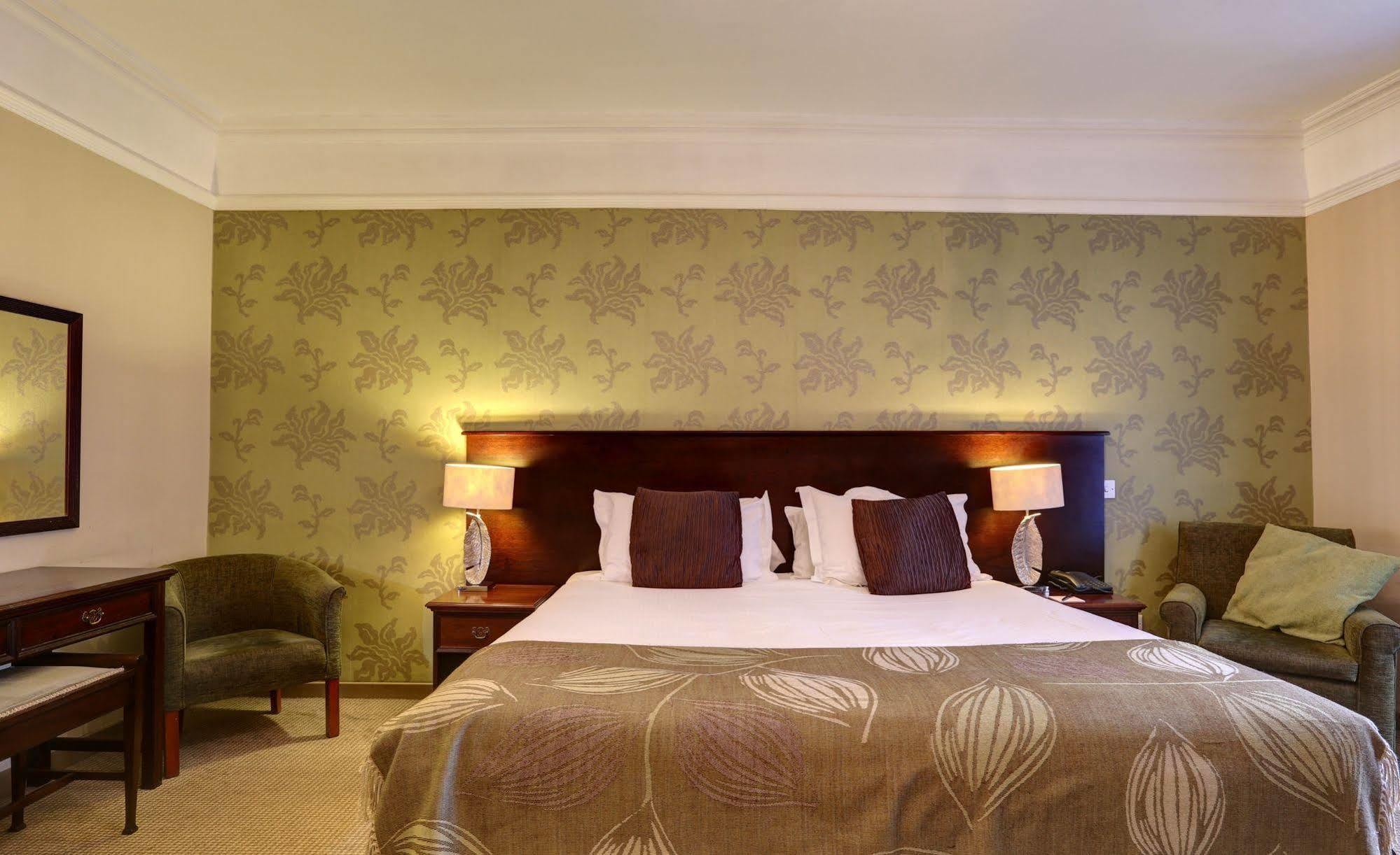 The Tontine Hotel Пиблс Экстерьер фото